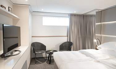 Emerald Waterways Emerald Radiance Accommodation Emerald Stateroom.jpg